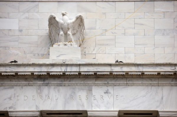 汇盈配资 重磅！美联储宣布：降息25个基点，将如何影响中国资产？